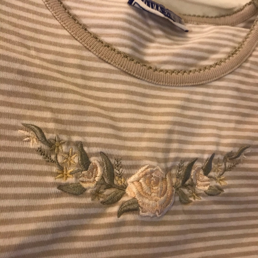 Super cute vintage T